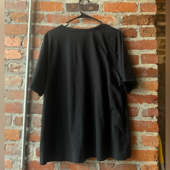 Lane Bryant Women’s Perfect Sleeve V-Neck Tee, size 18/20 - Picture 4 of 8